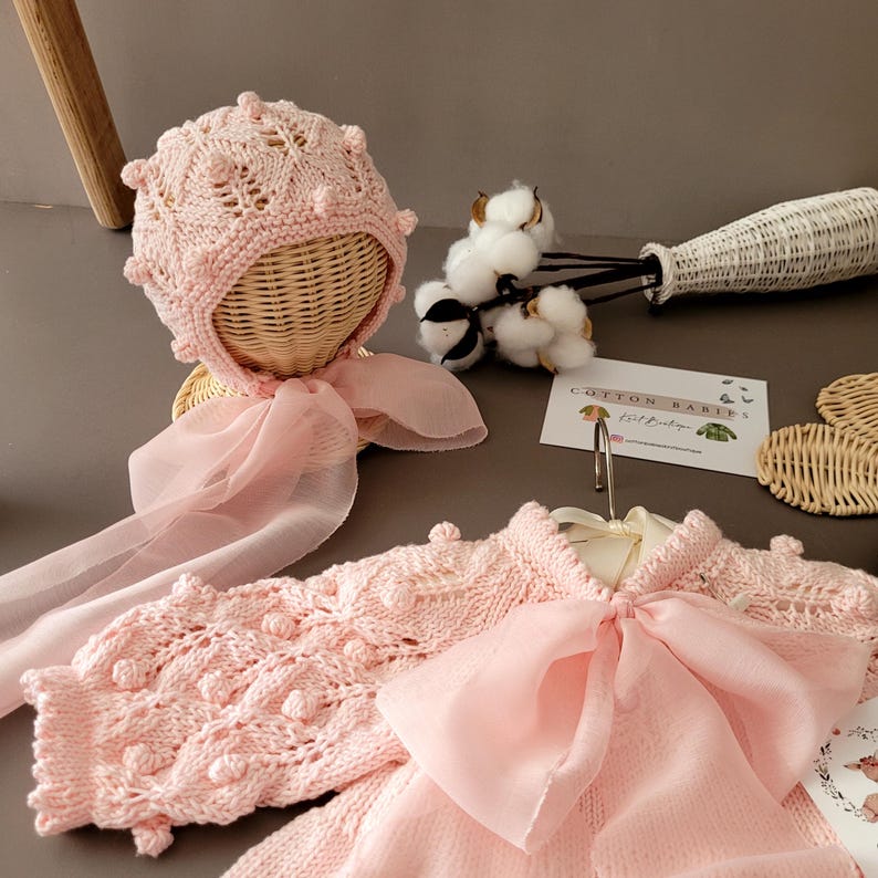 Adorable Organic Cotton Knit Dress Set for Newborns - Uroczy zestaw dzianinowych sukienek dla noworodka